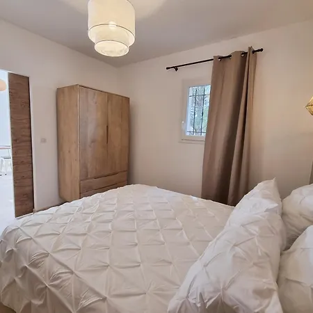 Cosy En Provence - Piscine Chauffee De Mai A Septembre B&B *