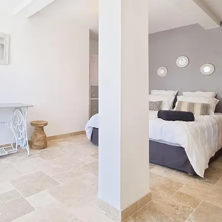 Cosy En Provence - Piscine Chauffee De Mai A Septembre * 佩尔纳勒丰泰纳